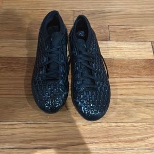 Boys’ soccer cleats